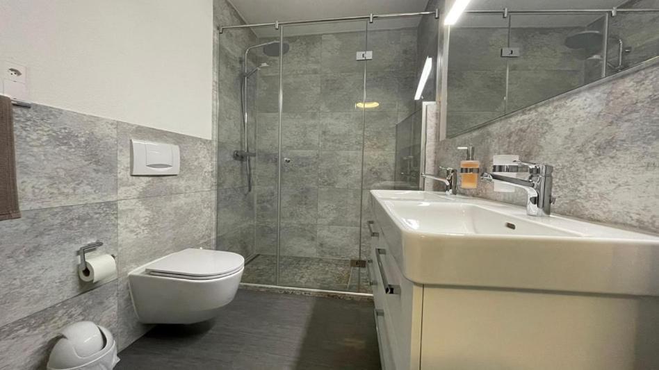 Rheinstream Guesthouse Bâle Extérieur photo